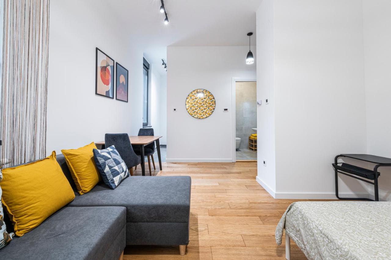 Vertigo Modern Studio-Free Private Parking-Fast Wi-Fi Новий Сад Екстер'єр фото